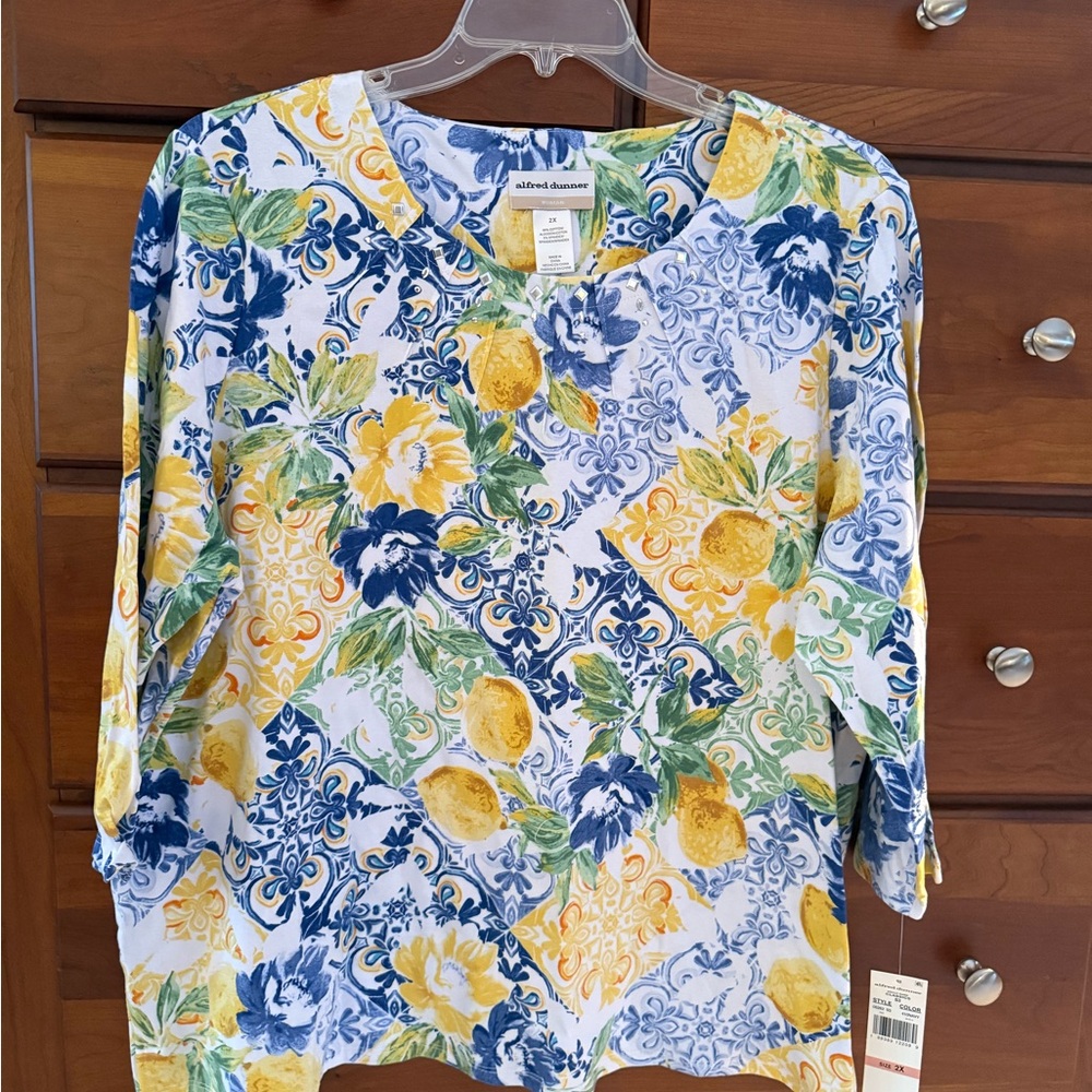 Alfred Dunner Blue and Yellow Floral Top with Gem Details, 2X NWT - Picture 2 of 4